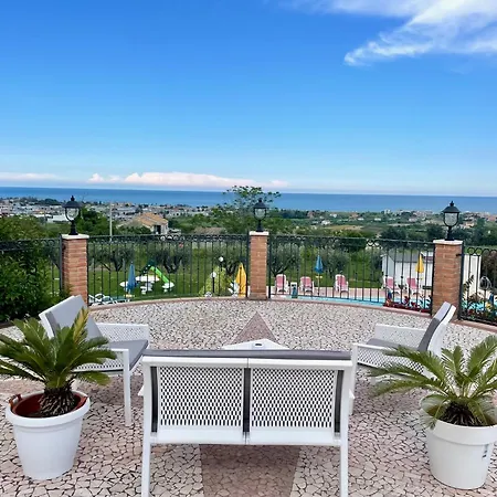 Vigneto - Italian Restaurant & Oda ve Kahvaltı 4*