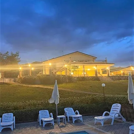 Vigneto - Italian Restaurant & Villa Rosa Di Martinsicuro